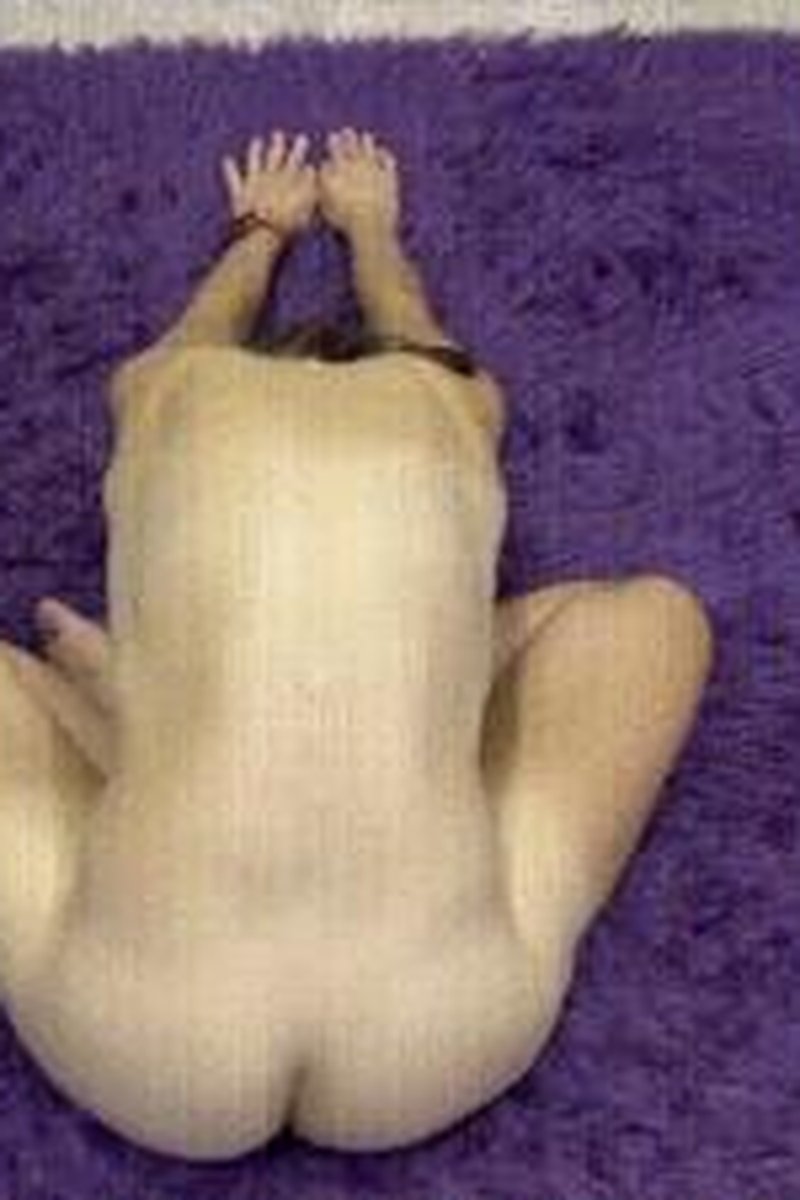 Spine And Back Fetish Yoga Part 1 - Screenshot 1 of 4 - Back Fetish