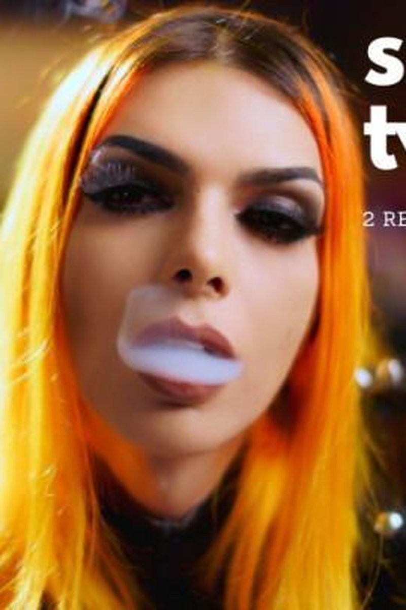 Smoking Two - Screenshot 1 of 4 - Alternative Girl