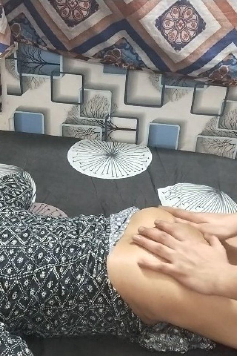 TP-manyvidsindianbhabhi-sharing-the-bed-with-hot-indian-bhabhi-on-vacation-real-sex