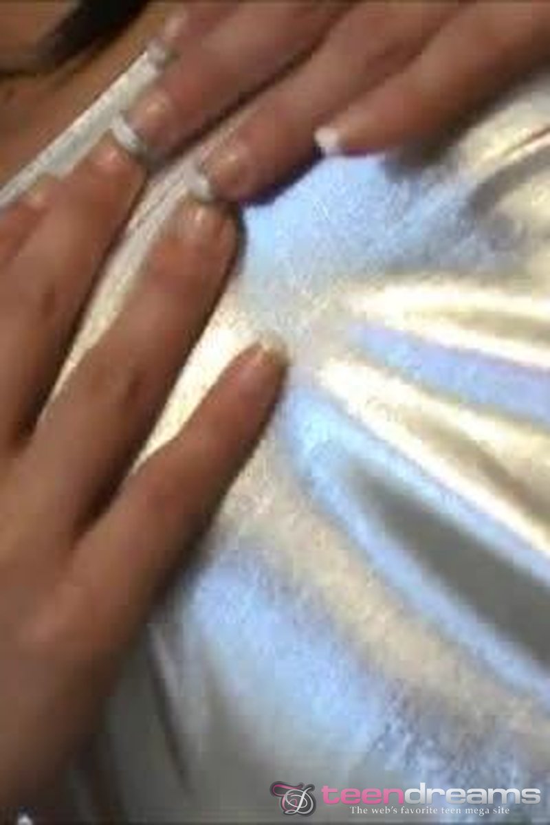 Sara - Screenshot 1 of 4 - Teen (18-22)