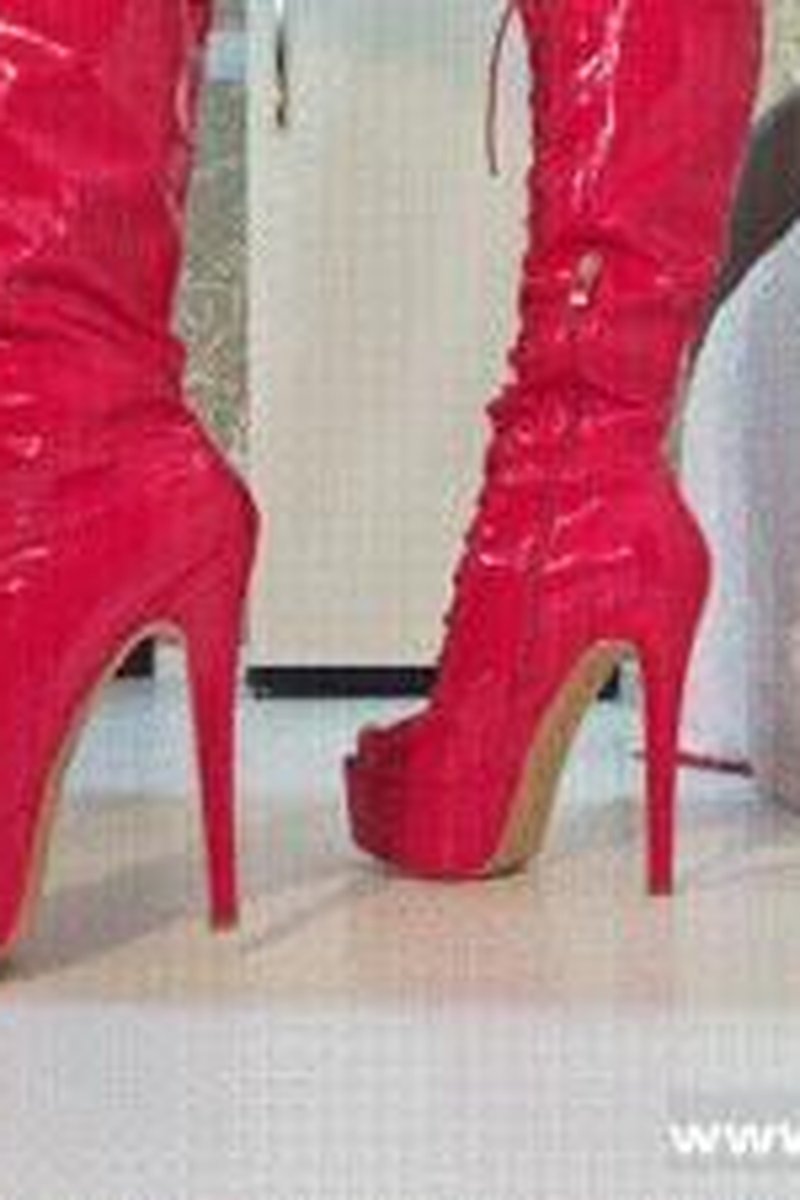 Small Dick Humilation - Screenshot 1 of 4 - Blonde Hair (Female)