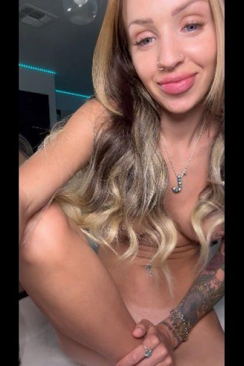 TP-manyvidsdesertbarbie13-mirror-pussy-play-and-orgasm