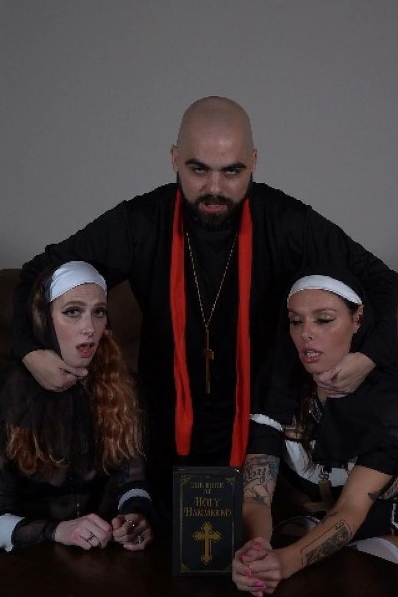 S)Exorcism - Screenshot 1 of 4 - Blowjob