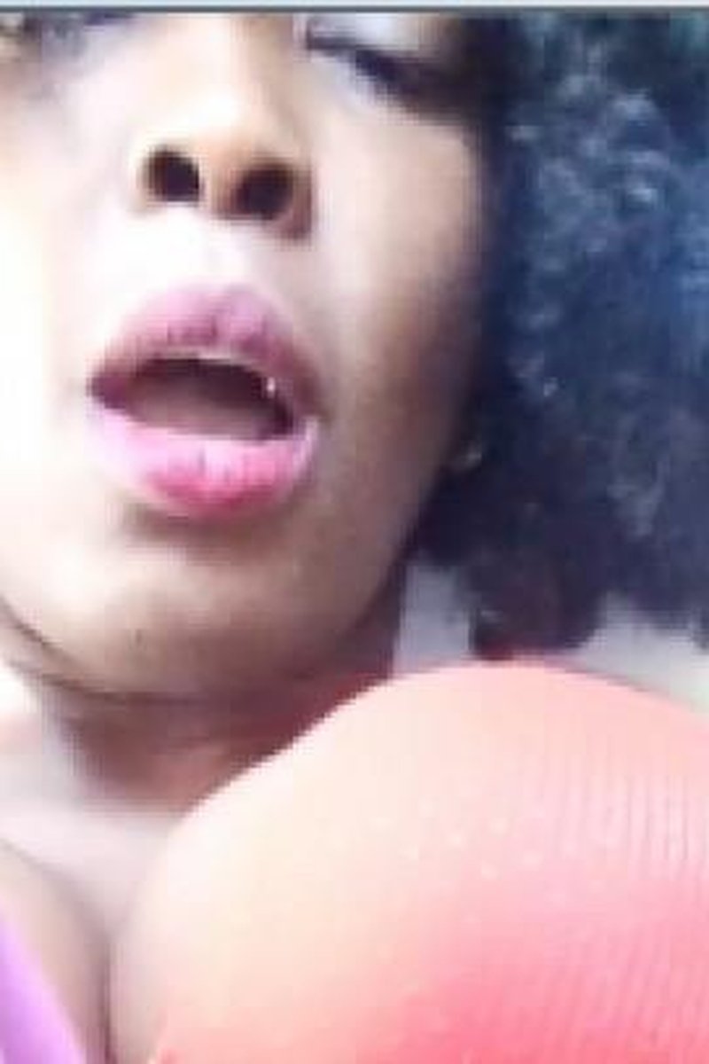 Wet Orgasm - Screenshot 1 of 4 - Black