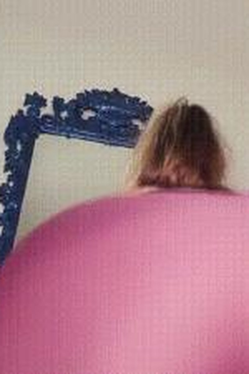 Squat Challenge - Screenshot 1 of 4 - Ass Fetish