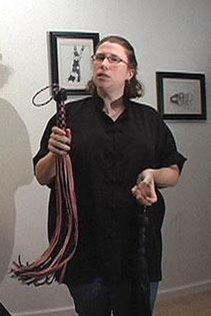 Petite Flogging Techniques - Screenshot 1 of 4 - Pain