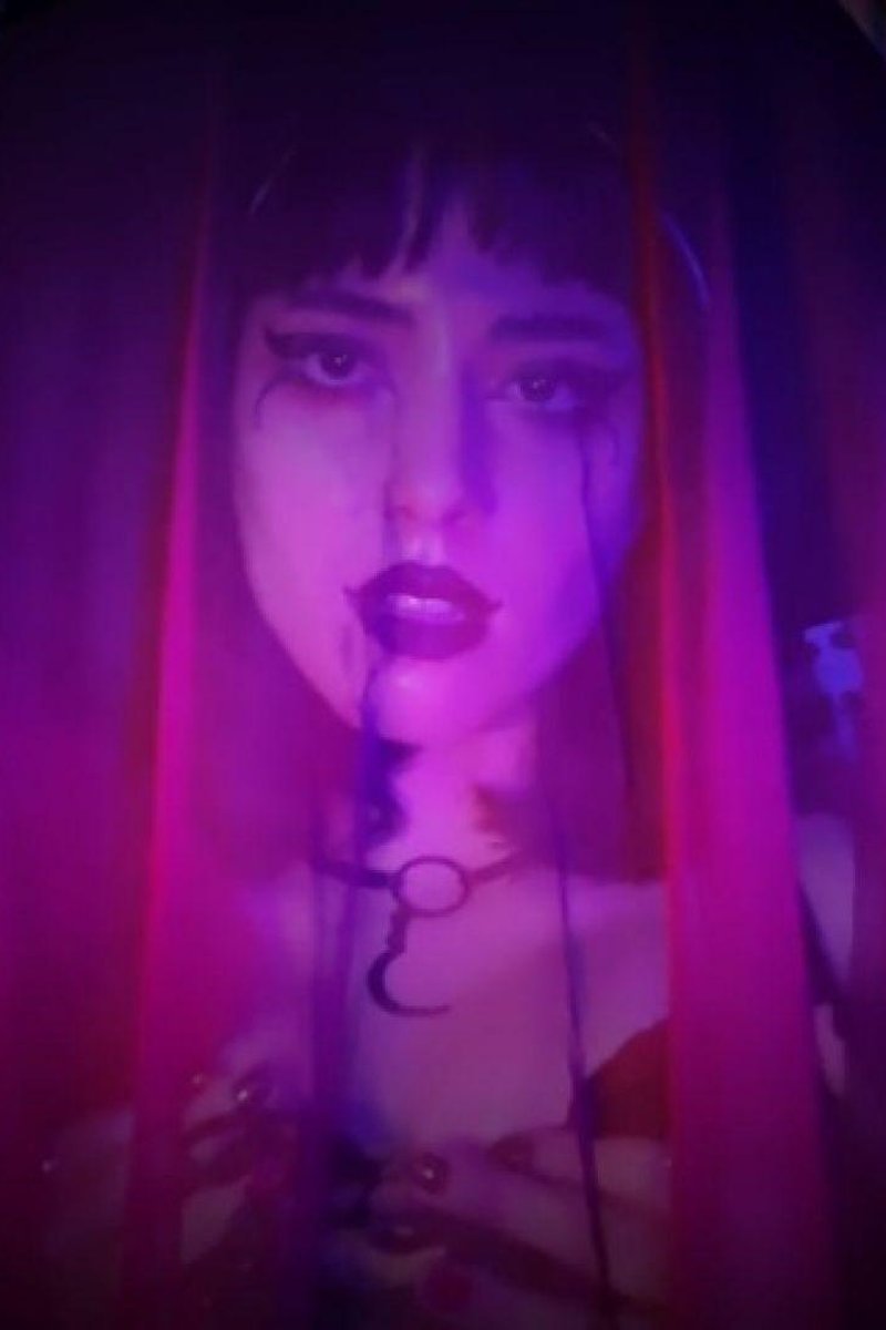 Flogging Demoness - Screenshot 1 of 4 - Body Worship