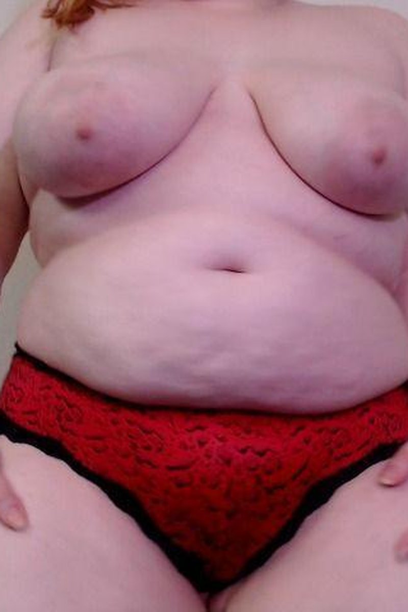Panty Modeling - Screenshot 1 of 4 - BBW