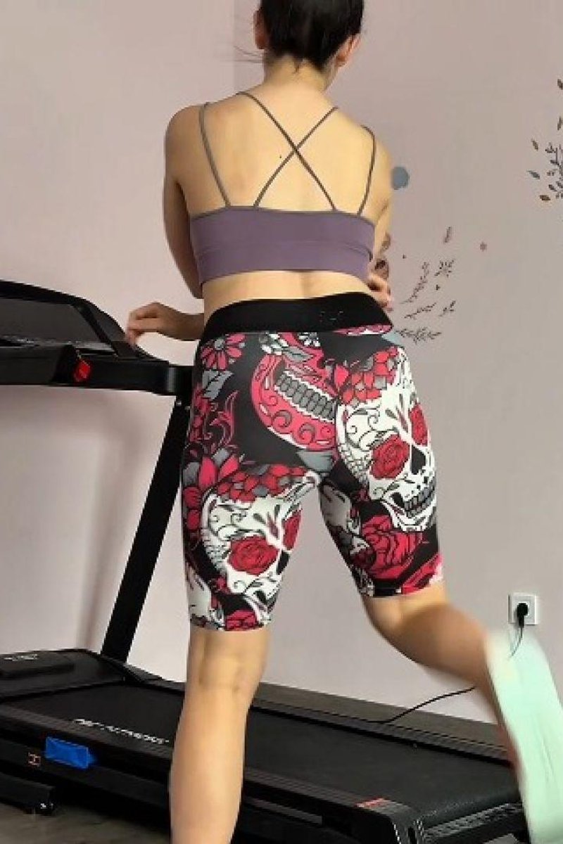 Treadmill Run - Screenshot 1 of 4 - Health And Fitness