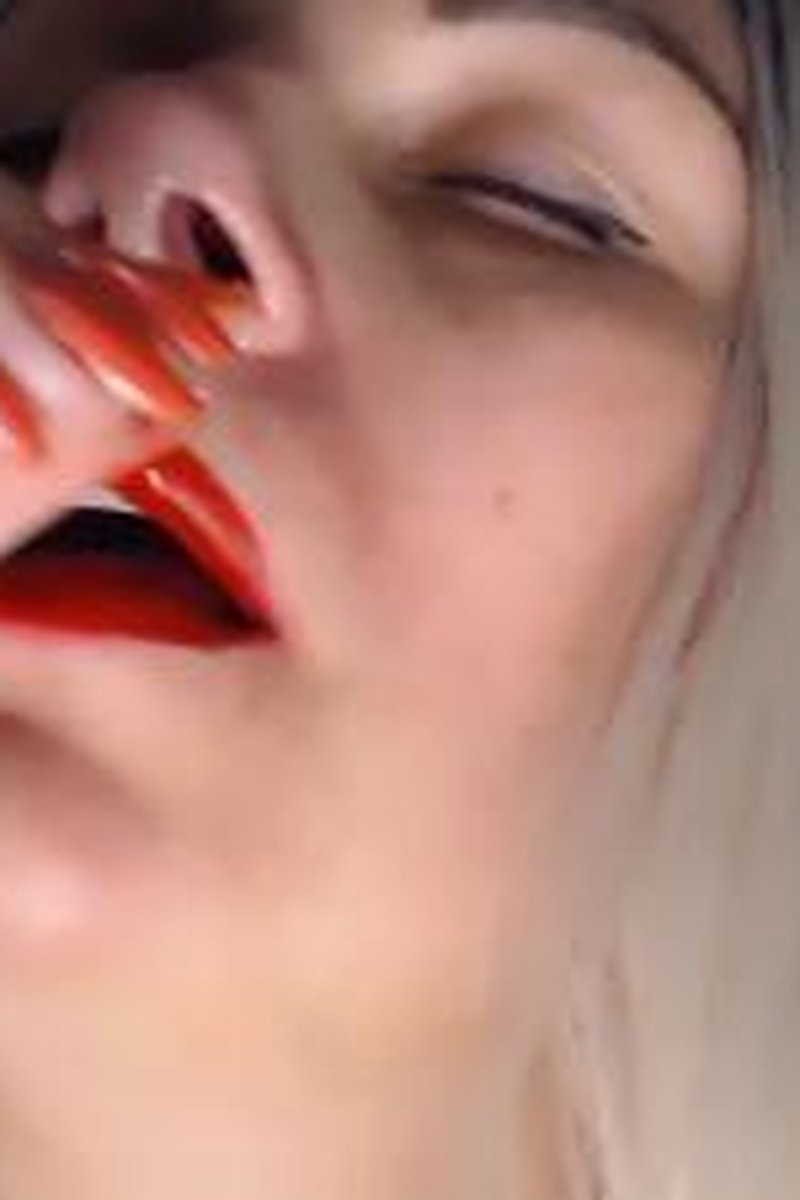 Nose Smoke - Screenshot 1 of 4 - Cigarette
