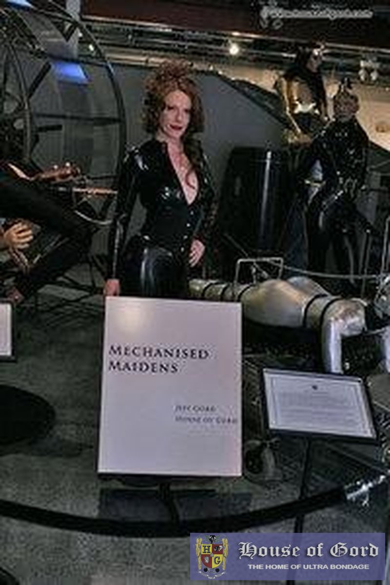 Erotic Heritage Museum - Screenshot 1 of 4 - Armbinder