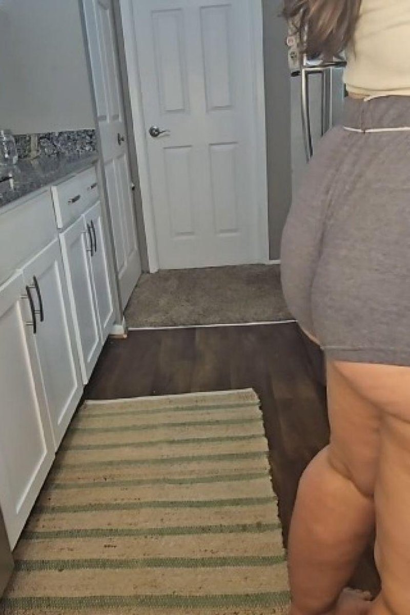 Bent Over And Fucked While Pawg Cooks - Screenshot 1 of 4 - Ass Fetish