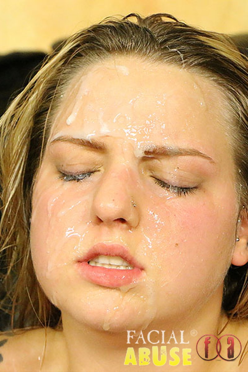 Cali - Screenshot 1 of 4 - Blowjob