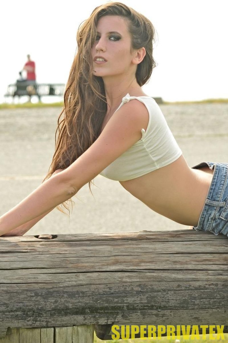 Superprivatex Casting Sera - Screenshot 1 of 4 - American