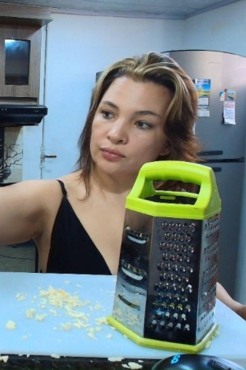 Cheese Fetish - Screenshot 1 of 4 - Blonde Hair (Female)