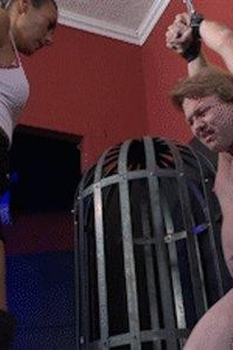 (HD) Mistress Natasha and Her Hard Kicks - Screenshot 1 of 4 - BDSM