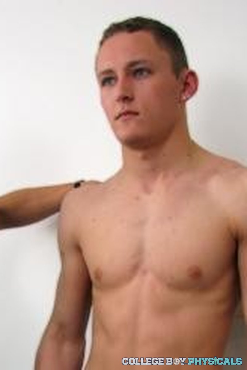 Trevor - Screenshot 1 of 4 - Gay