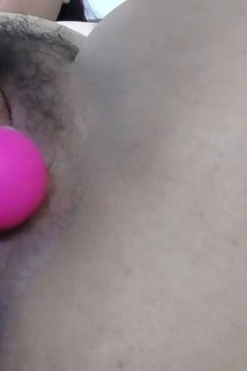 Cherries/ Cerezas - Screenshot 1 of 4 - Hairy Pussy
