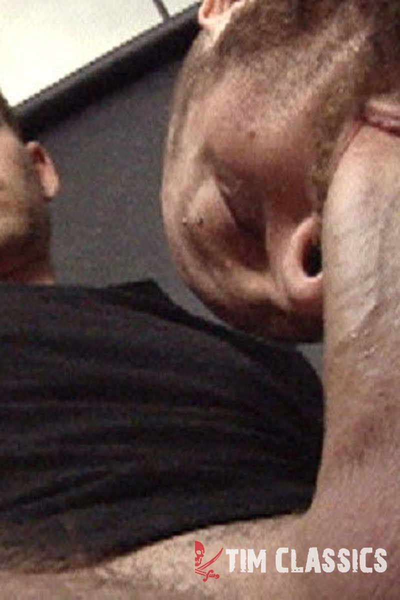 Straight Guy Bone - Screenshot 1 of 4 - Pete Summers