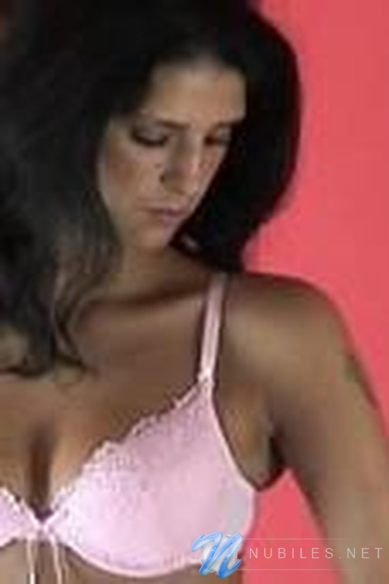 Heelsplay1 - Screenshot 1 of 4 - Bra