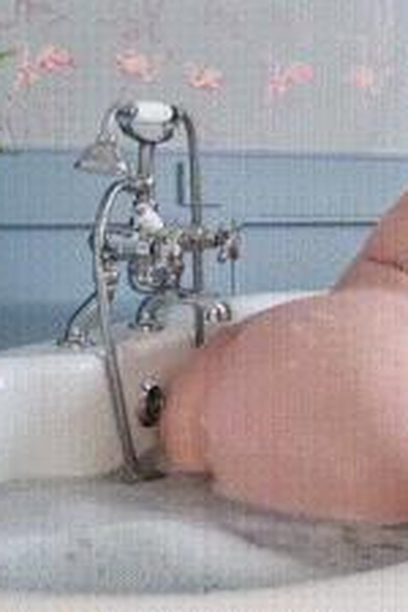 Soapy Suck - Screenshot 1 of 4 - BBW