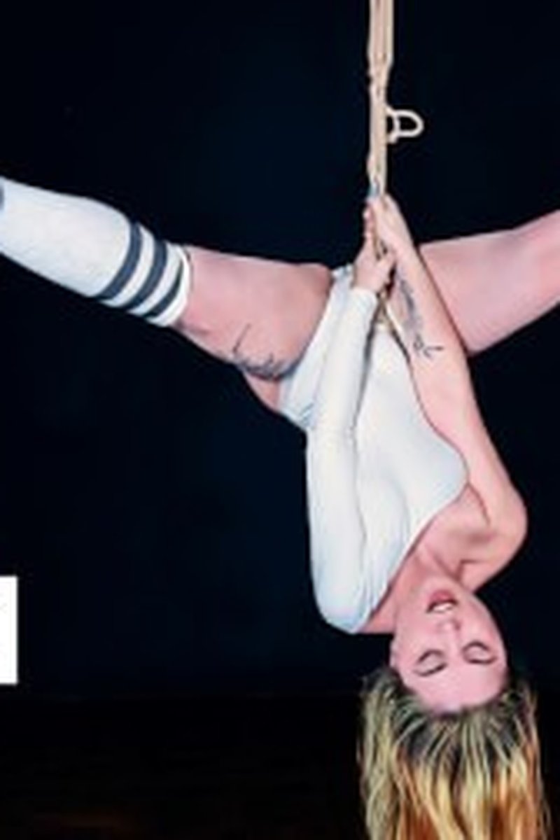 Shibari Self Tie - Screenshot 1 of 4 - All Girl