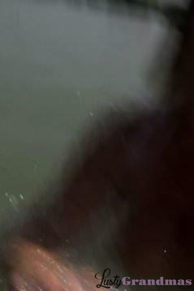 S.O.S.! - Screenshot 1 of 4 - All Sex