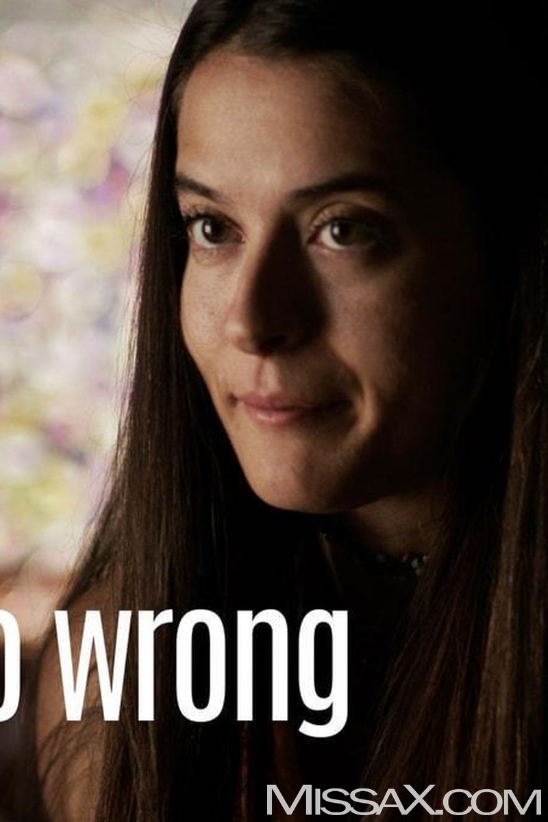 Its So Wrong - Screenshot 1 of 4 - Blowjob