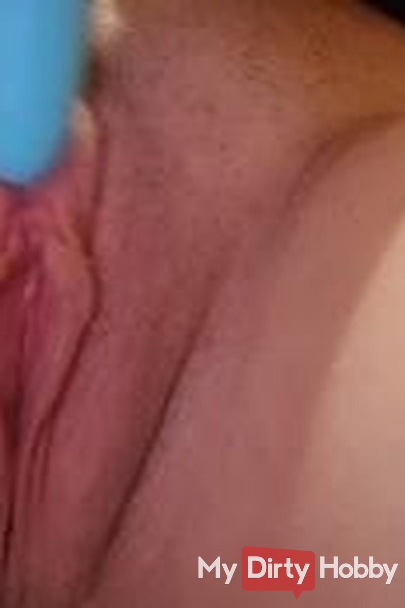 Clitoral Stimulation - Screenshot 1 of 4 - First Erotik