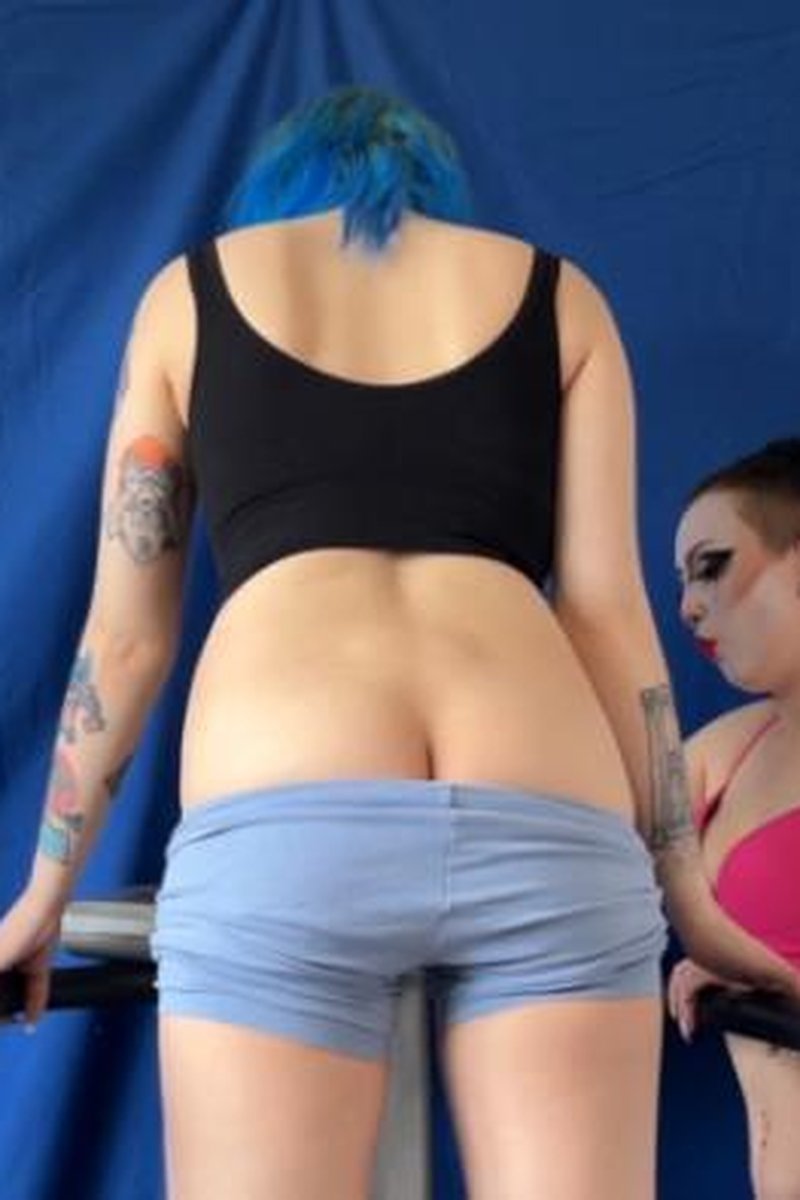 Big Jiggle - Screenshot 1 of 4 - Ass Fetish