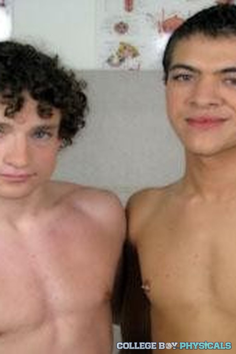 Kyle & Zack - Screenshot 1 of 4 - Gay