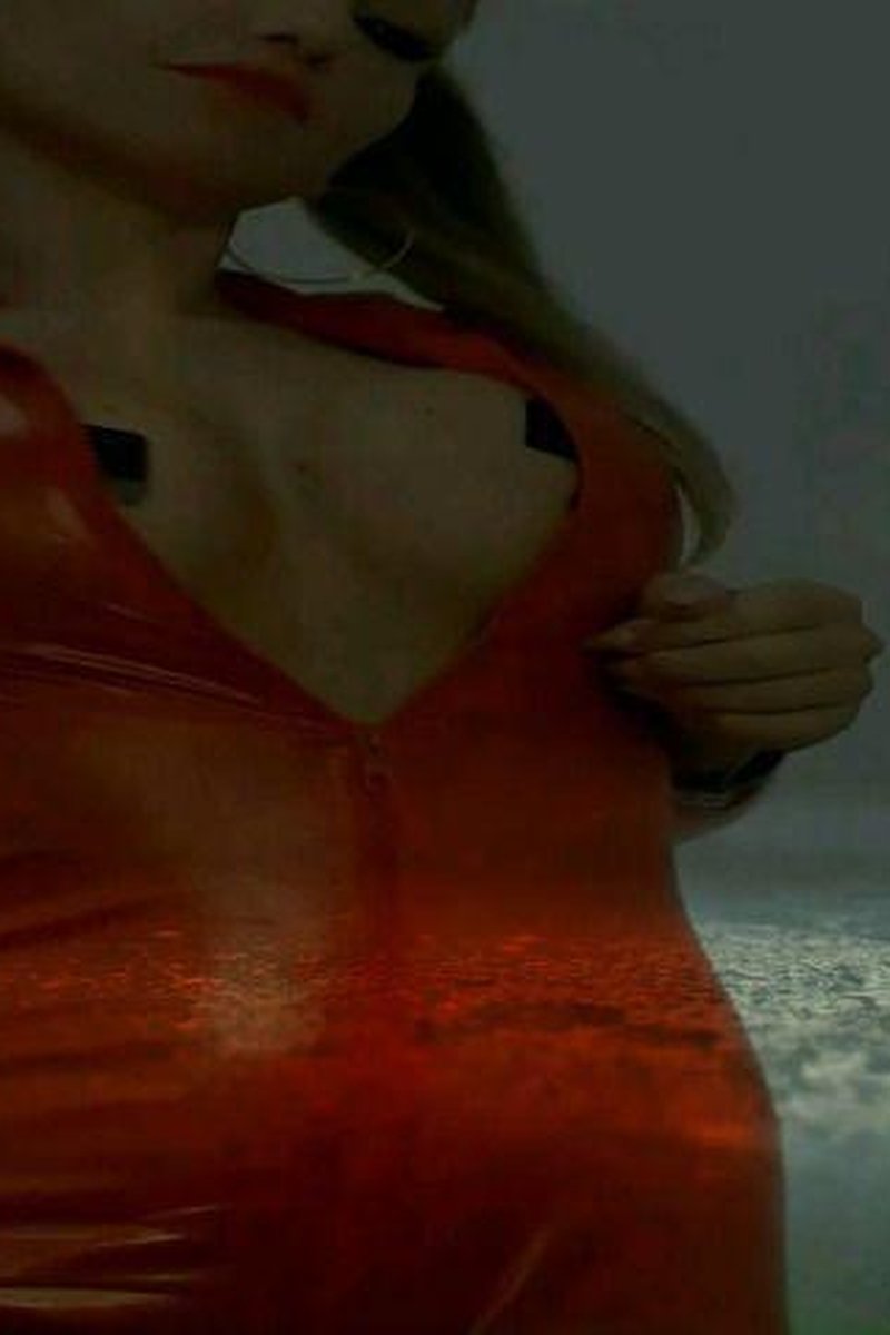 Castration - Screenshot 1 of 4 - Headliner