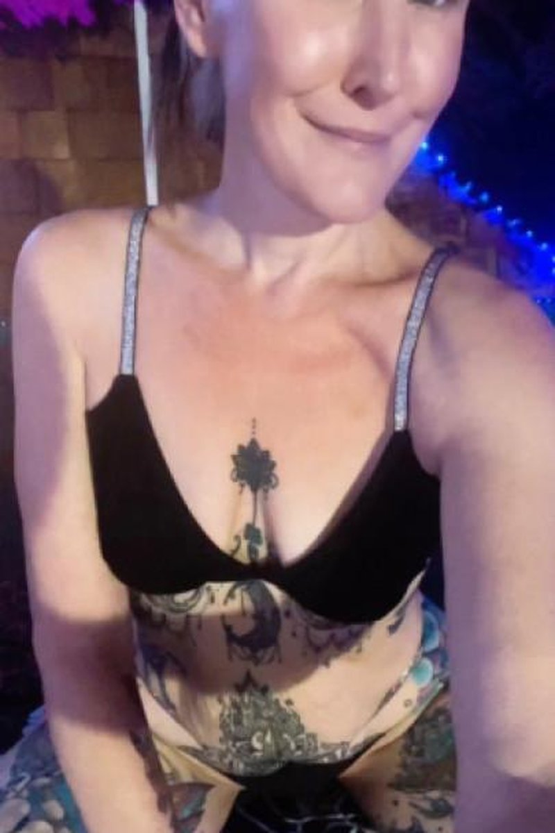 Thirst Trap - Screenshot 1 of 4 - Gilf Adventures