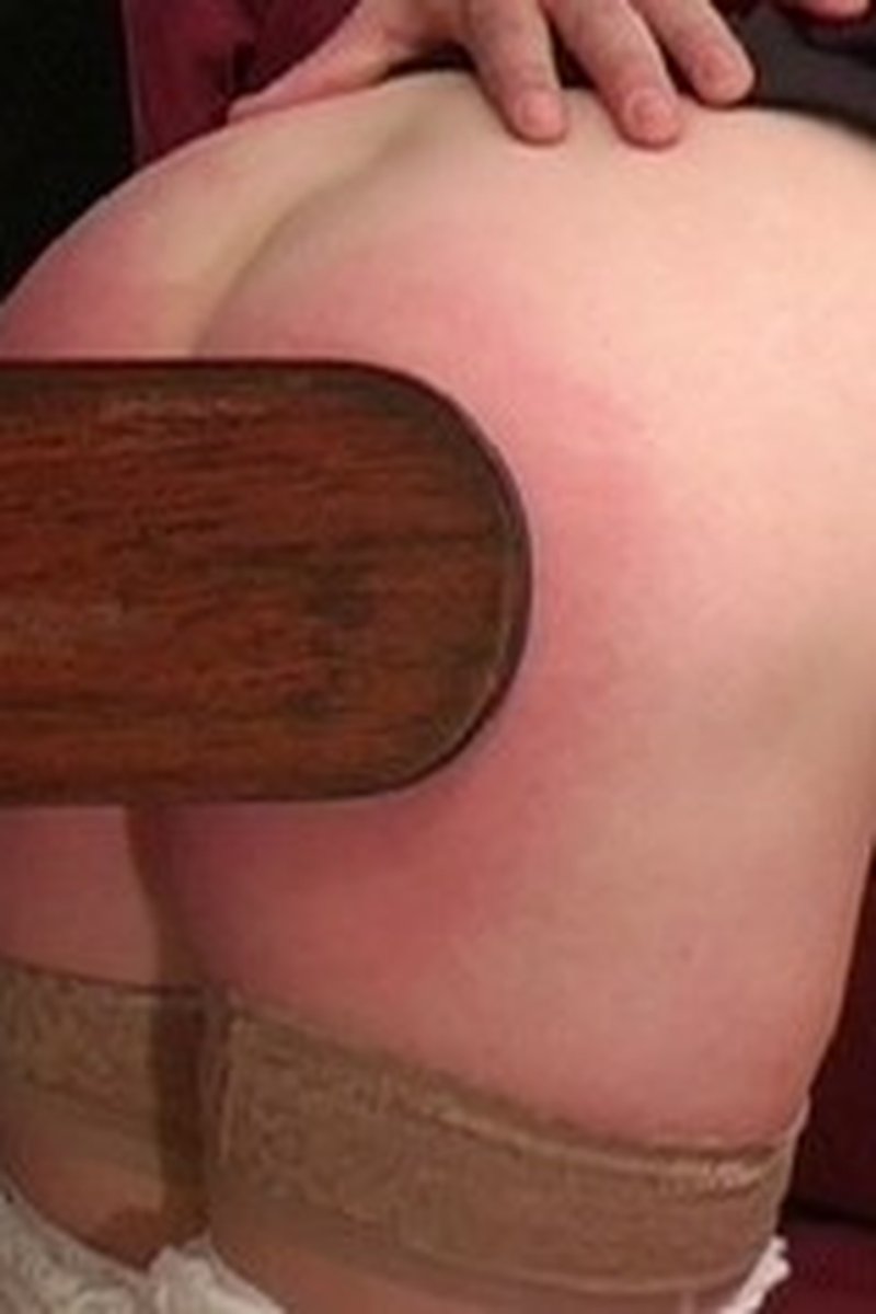 Wind Up - Screenshot 1 of 4 - Spanking