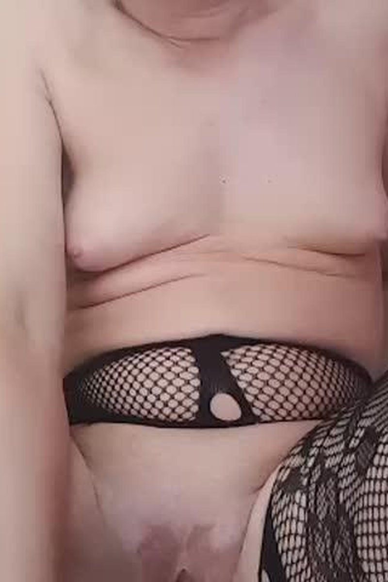 Bottle Up - Screenshot 1 of 4 - Blonde Hair (Female)