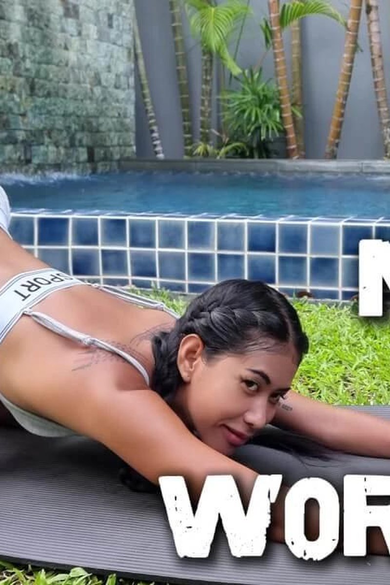 TP-yourthaigirlfriend-thai-girl-hot-and-sweaty-oil-workout