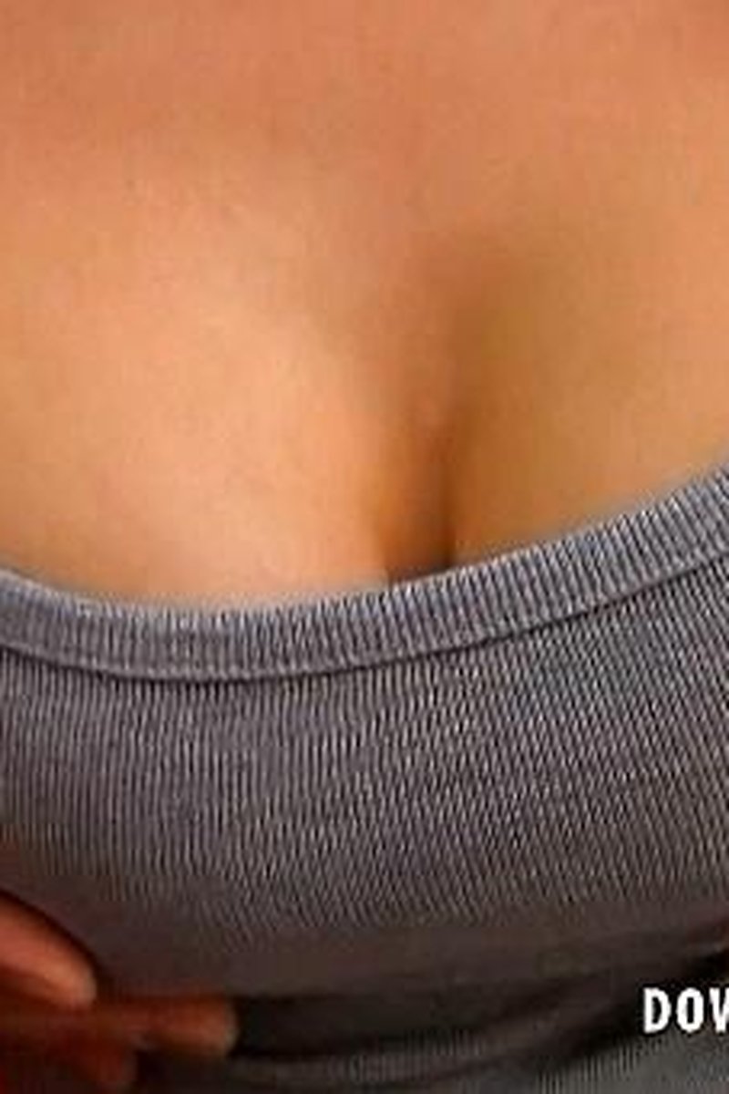 Shauna - Screenshot 1 of 4 - Downblouse