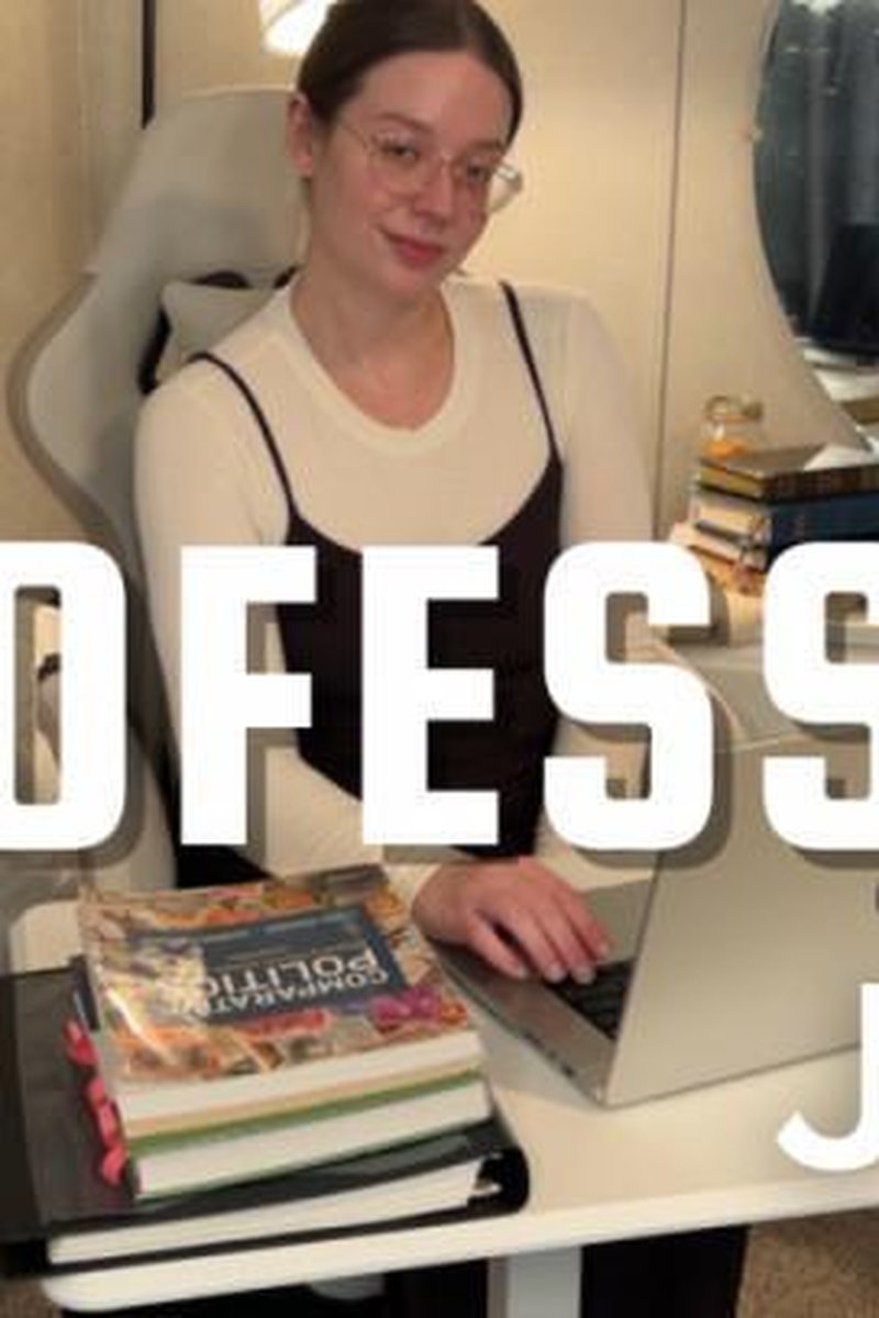 Professor JOI - Screenshot 1 of 4 - College