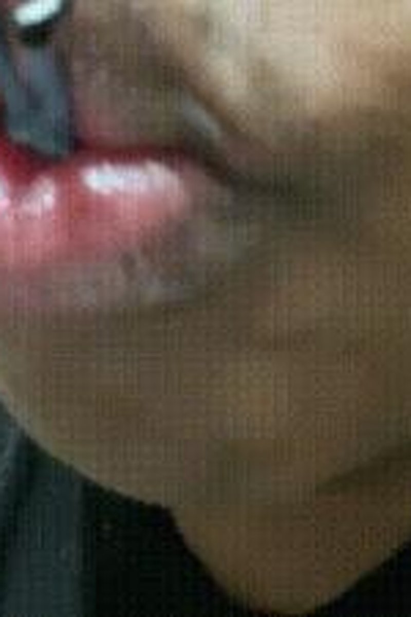 Tiny Human Inbetween Lips - Screenshot 1 of 4 - Beautiful