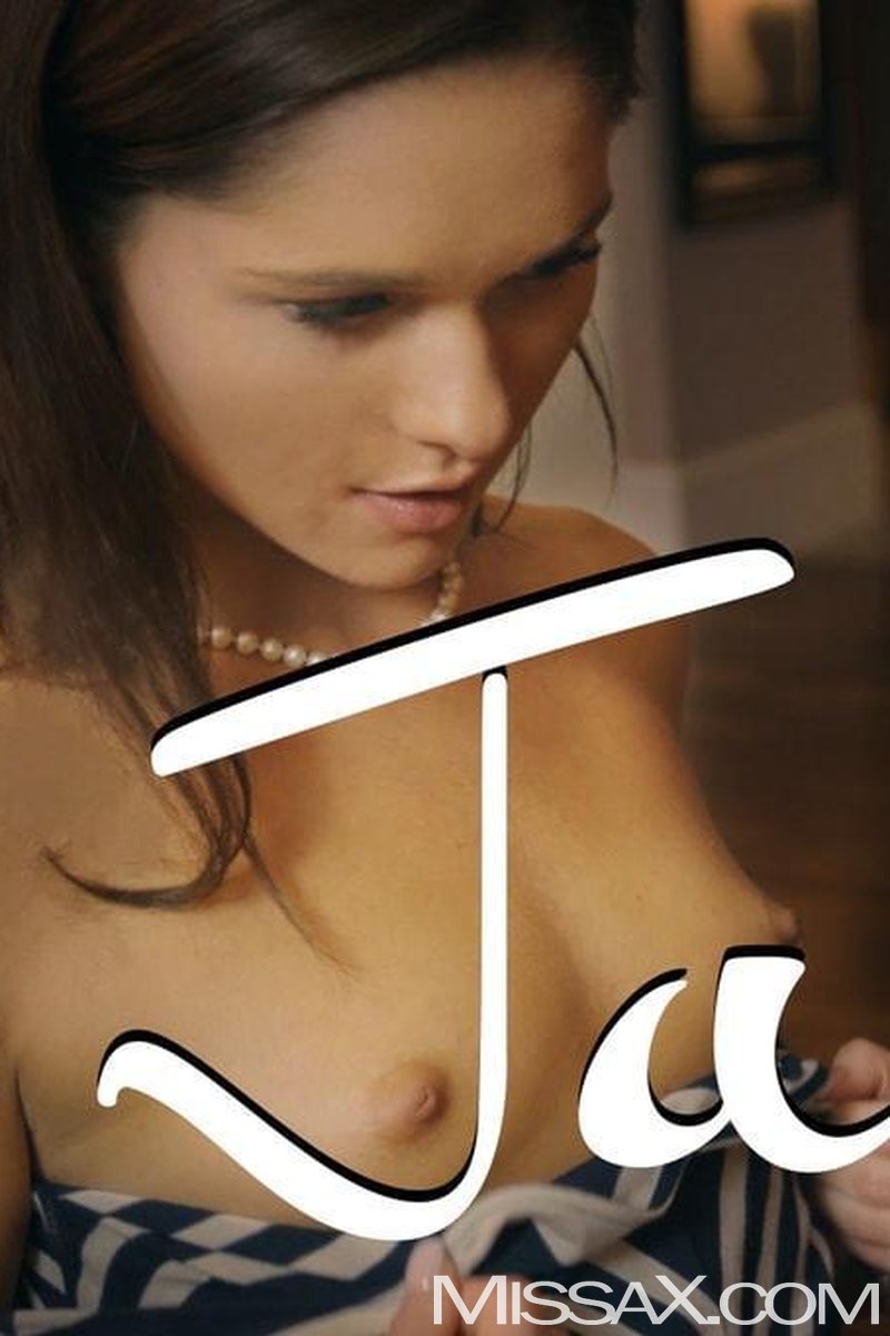 Jane - Screenshot 1 of 4 - Blond Hair