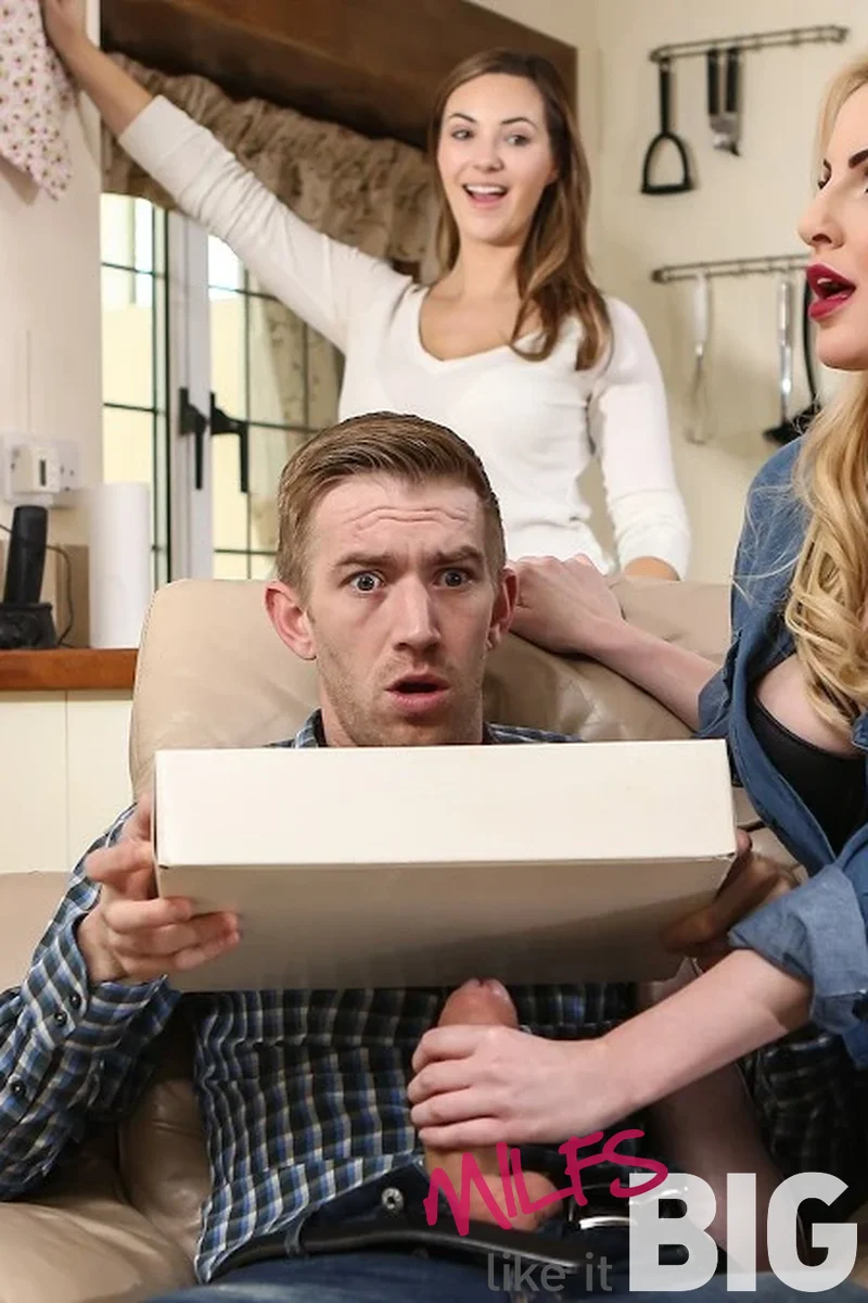 Sample My Snatch - Screenshot 1 of 4 - All Sex