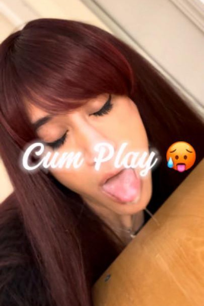 Cumplay - Screenshot 1 of 4 - Cum In Mouth