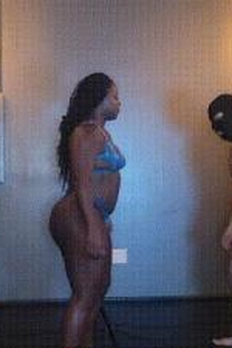 Queen Melanin Ballbusting - Screenshot 1 of 4 - Big Ass