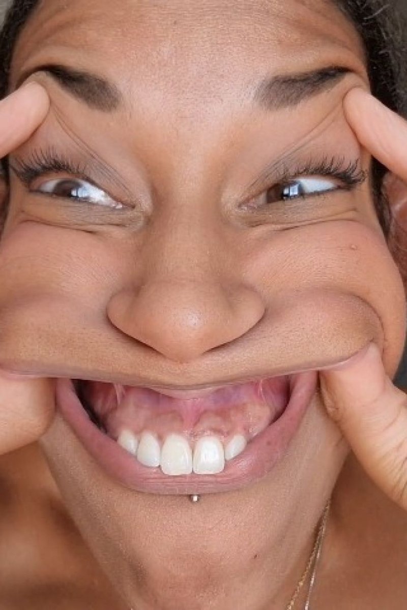 Silly Faces Slut - Screenshot 1 of 4 - Fetish