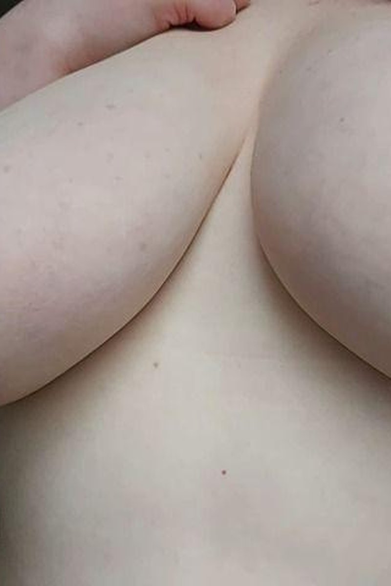 Tit Drops - Screenshot 1 of 4 - Big Tits
