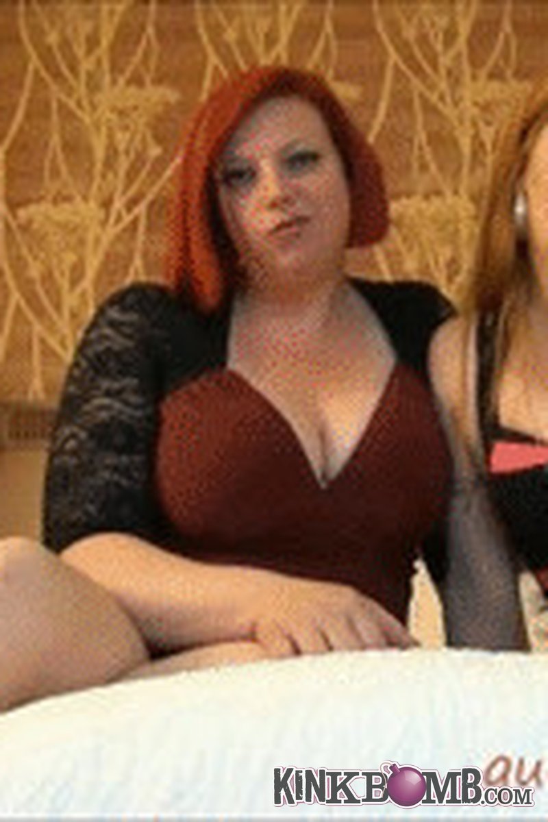 Queen Kitty: Redheaded Wallet Devils - Screenshot 1 of 4 - Bitch
