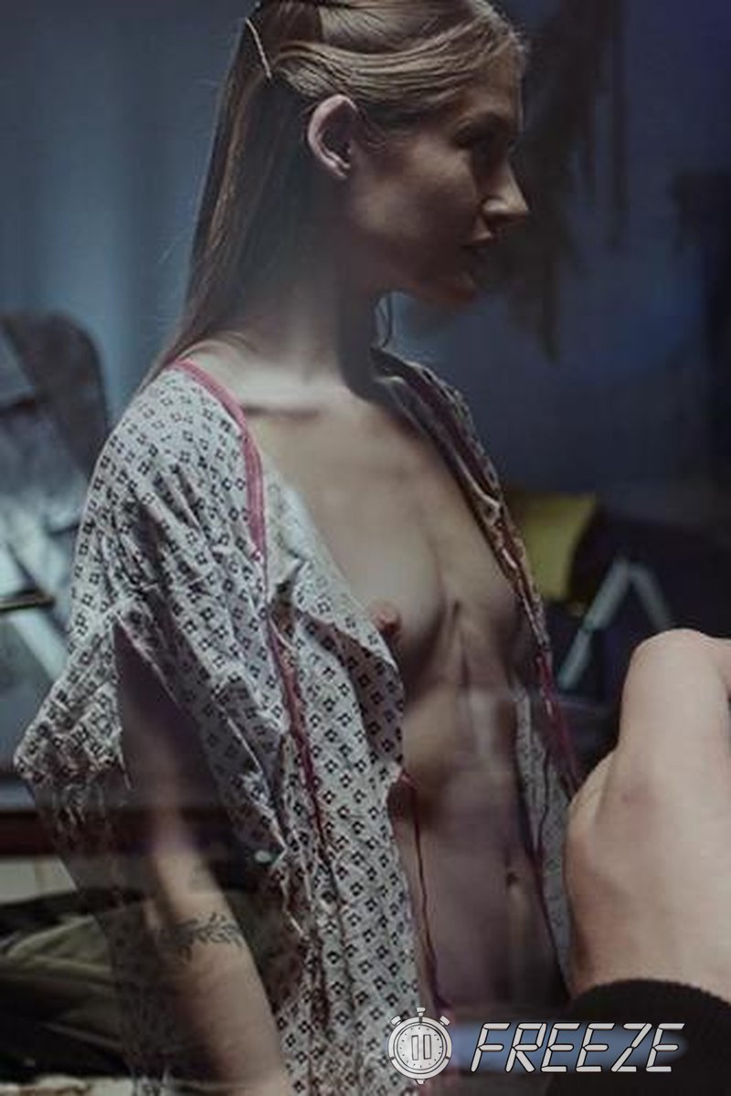 Ghost Hunter - Screenshot 1 of 4 - Blowjob