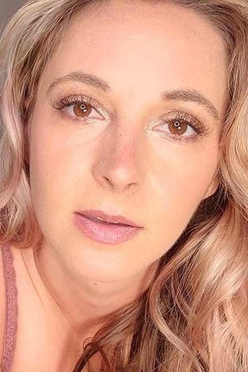 Using You - Screenshot 1 of 4 - Bitch