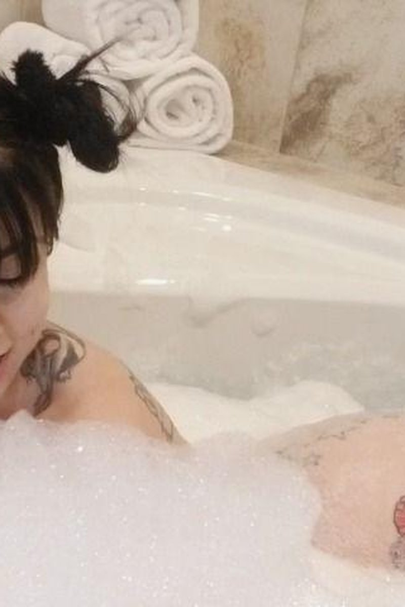 Splish Splash 2 - Screenshot 1 of 4 - Anal
