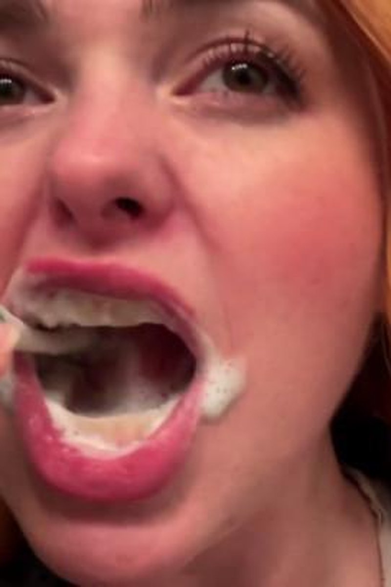 Tooth Brushing 1 - Screenshot 1 of 4 - Face Fetish